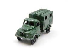 Lesney Matchbox 68 Austin MK2 Radio Truck Military Entity Black Plastic Wheels