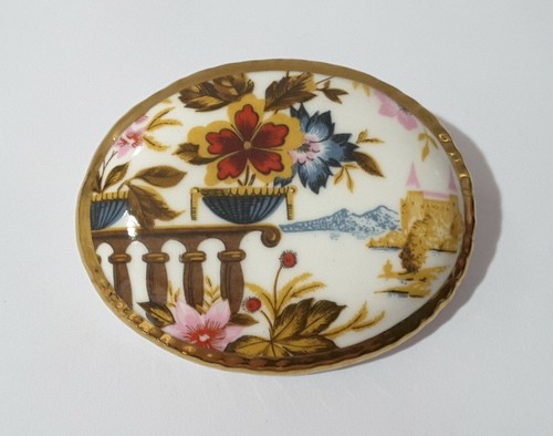 Vintage porcelain flowers