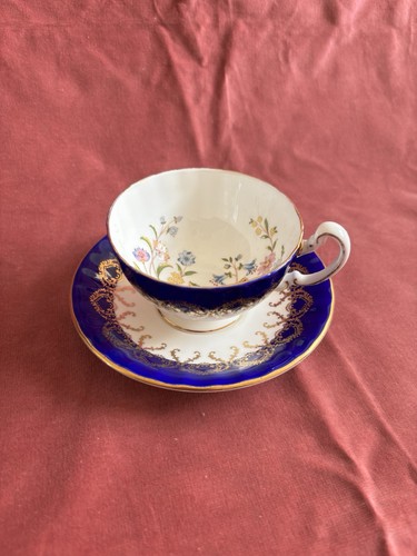 Aynsley blue butterfly teacup - blue,