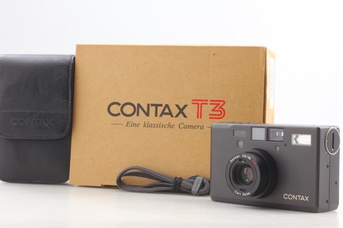 Unused box contax - w/,