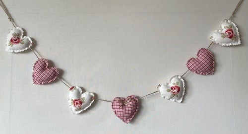 Heart garland bunting - heart,