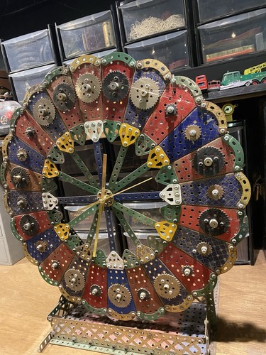 Meccano large clock - meccano,