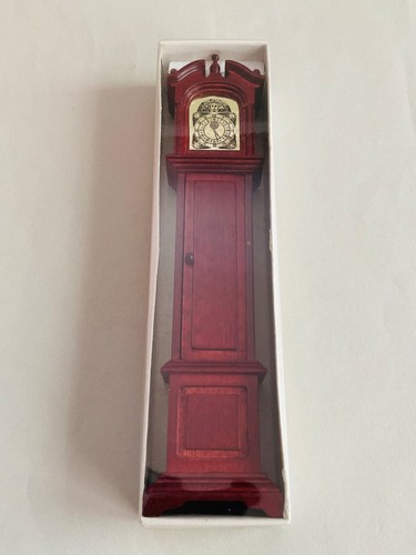 Scale dolls house - scale,