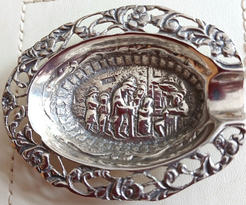 Rare vintage dutch repousse - rare,