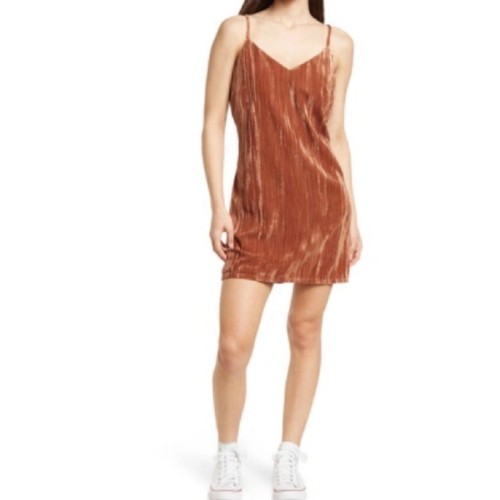 Elodie neck velvet - (a5),