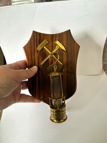 Trefry collier brass - &,