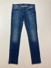 LEVI’S SLIGHT CURVE SKINNY