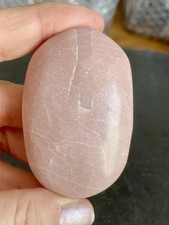 Crystal Pink Opal Palm  Worry Pocket stone Meditate Heal Natural Collect 77g P2