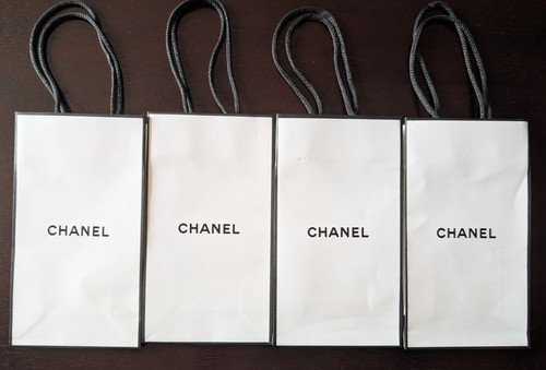 Chanel gift bags size - bags,