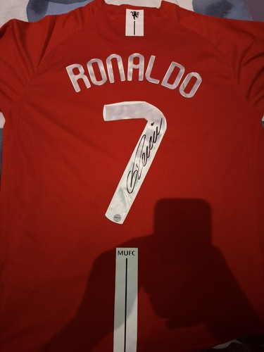 Cristiano ronaldo signed - ronaldo,