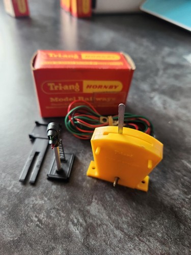 Triang hornby r405m two - hornby, aspect