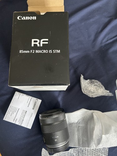 Canon 85mm macro - rf, f/2