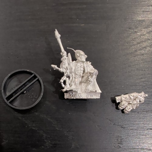 Eldar ranger kneeling - eldar,
