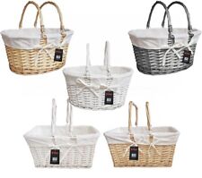 TRADITIONAL SHOPPING BASKETS