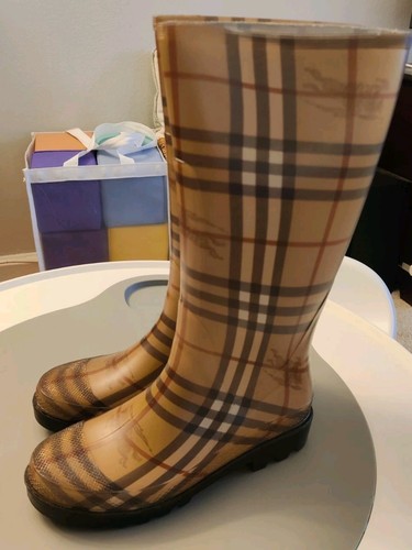 Burberry haymarket rain boots - haymarket,