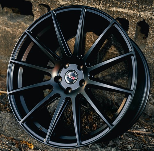 Black alloy wheels - alloy,