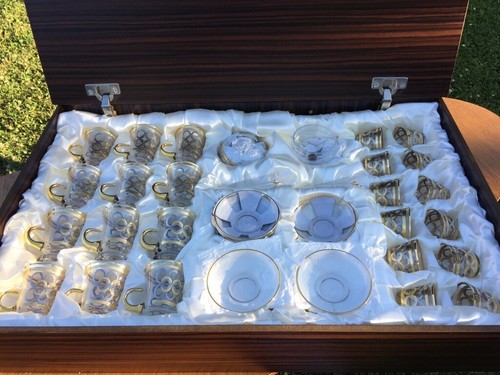 Gold platinum arabic - &,