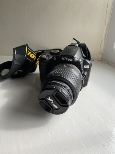 Nikon d60 camera charger - nikon,
