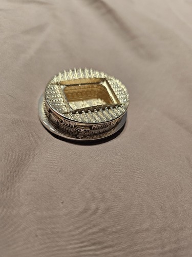 Arsenal memorabilia silver - memorabilia,