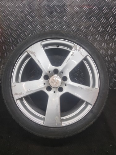 Mercedes class 2011 wheel - mercedes,