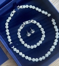 Una Angelic Set full packaging