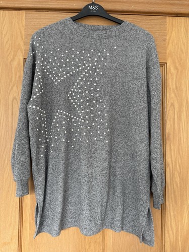 Grey jumper with star - f&f,