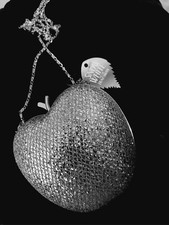 SNOW WHITE AND THE HUNTSMAN