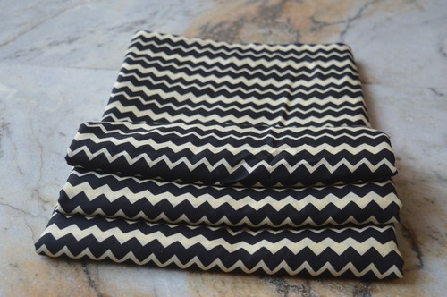 Yard black beige hand - black,