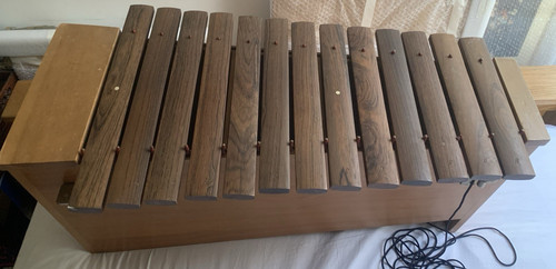 Bass xylophone studio - studio, 49