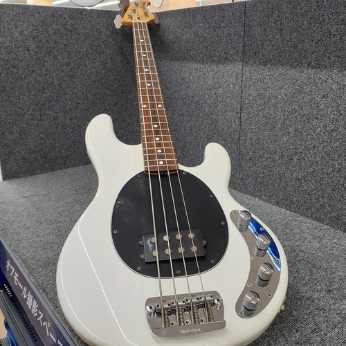Ernie ball music man - ball, stingray