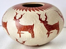 Mata Ortiz pottery, or Casas