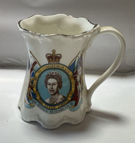 Queen elizabeth 1977 silver - elizabeth,