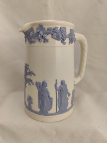 Wedgwood reverse cream - reverse,