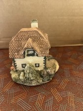 Academy Miniature Cottage House Model Ornament