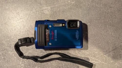 Olympus tough 830 ihs - olympus,