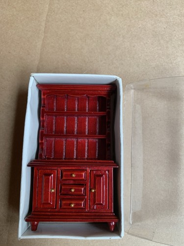 24th scale dolls house - 1/24th,
