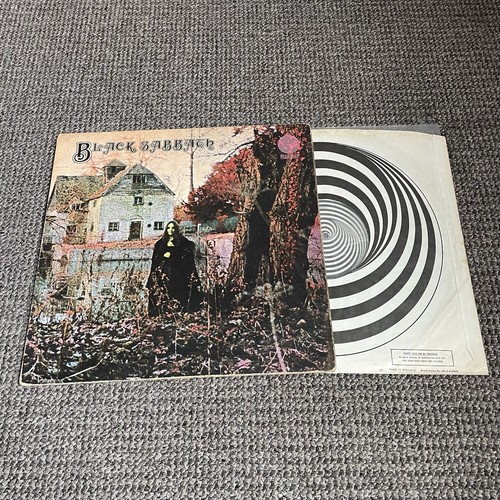 Black sabbath self titled - black,