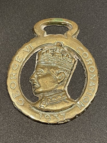 Brass horse medallion - horse,