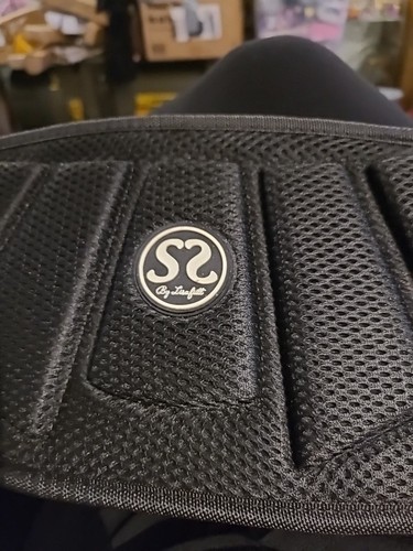 Weightlifting gym belt fully