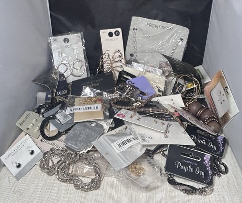 Mixed lot 3kg costume - mixed,