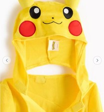 BRANDNEW AND UNWORN ( Pikachu