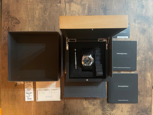 Panerai luminor submersible - luminor,