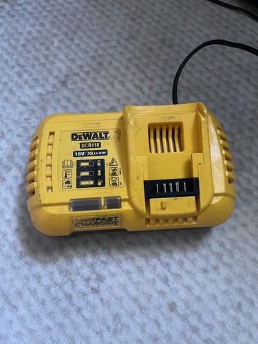 Dewalt fast charger - charger, faulty