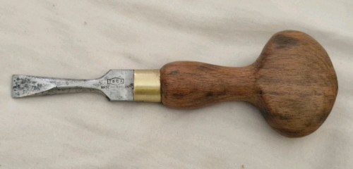 Vintage toga cabinetmaker s - vintage, "toga"