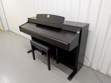 Yamaha Clavinova CLP-330