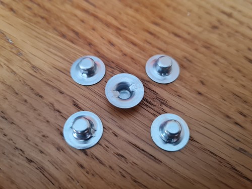 Hub caps for mamod - 5x,