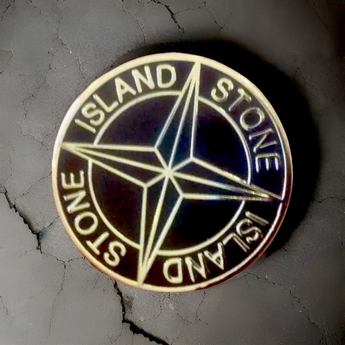 Bnwt stone island casuals - stone,