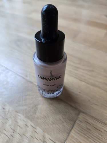 Lush luminator skin tont - lush, |