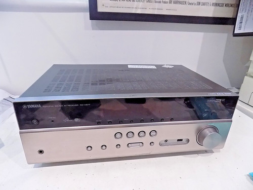 Yamaha v577 natural sound - natural,