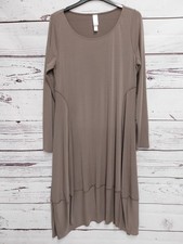 Marla Wynne Stretch Balloon